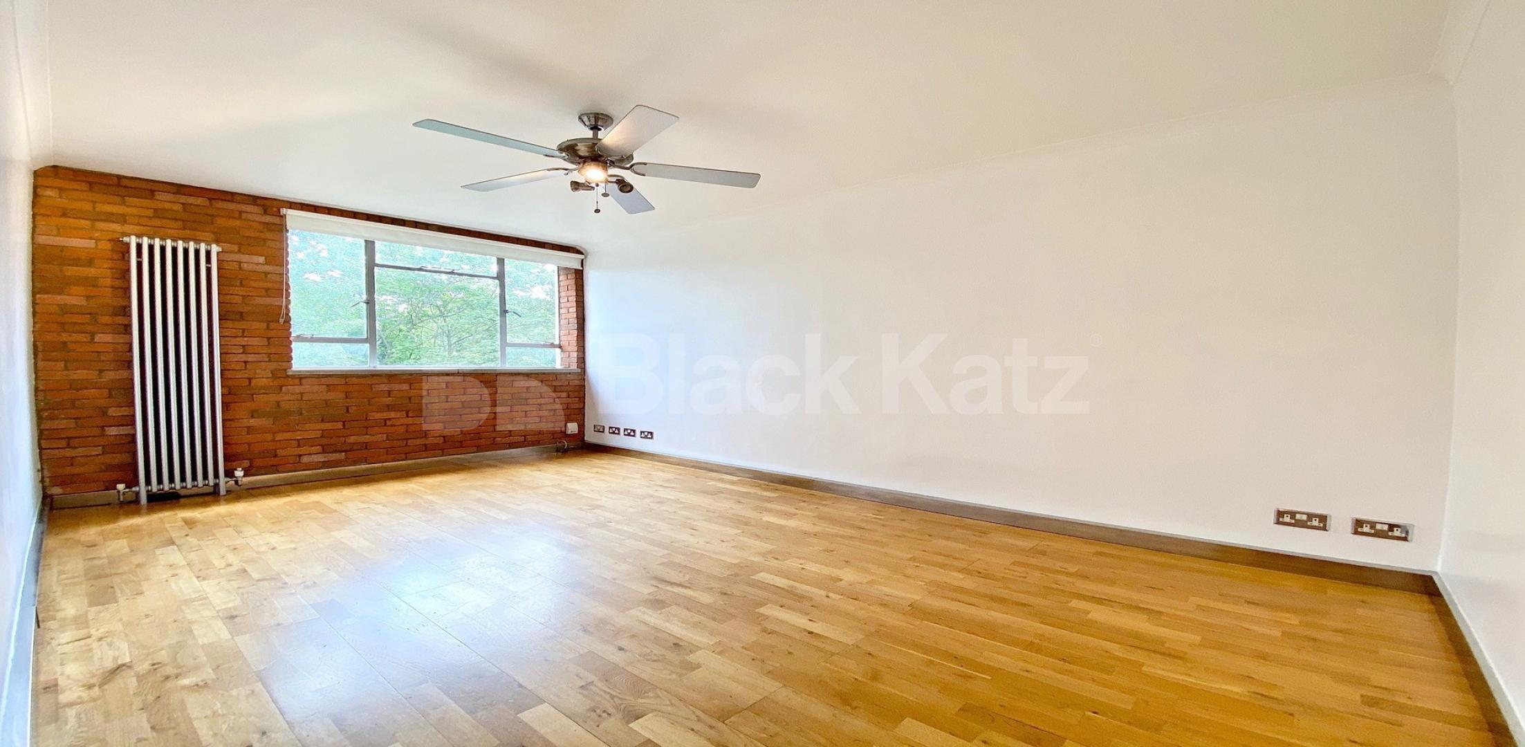 			VIRTUAL TOUR AVAILABLE!, 2 Bedroom, 1 bath, 1 reception Apartment			 Cruikshank Street, ANGEL-KINGS CROSS